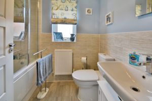 Bathroom - click for photo gallery